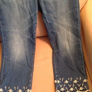 Jag Jen's..pull on super comfy worn three times